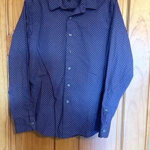 Apt 9 mens medium button down long sleeve shirt, purple and white design.